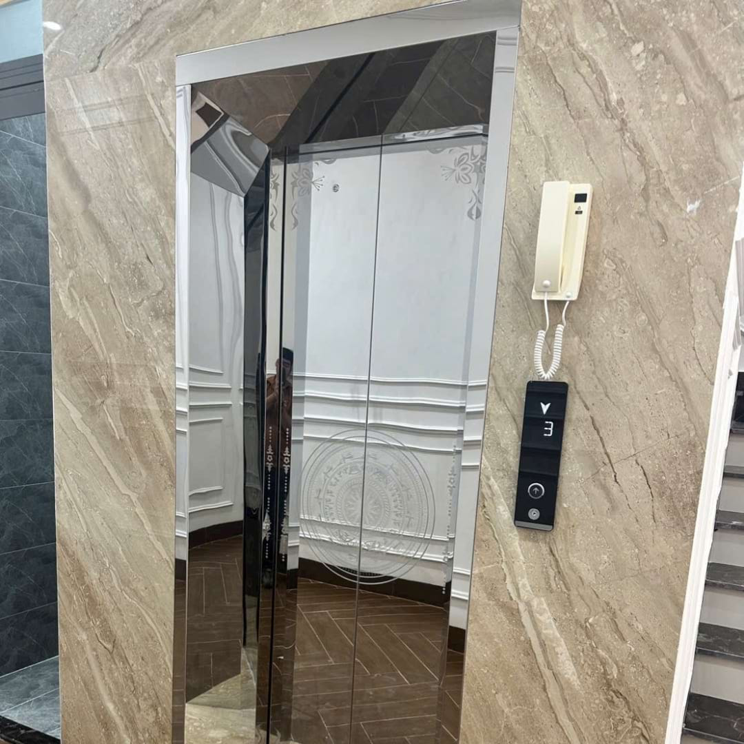 Thang máy 450 hố xây